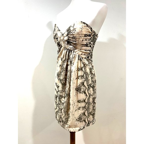 H&M- strapless dress- size 6 - Picture 4 of 6